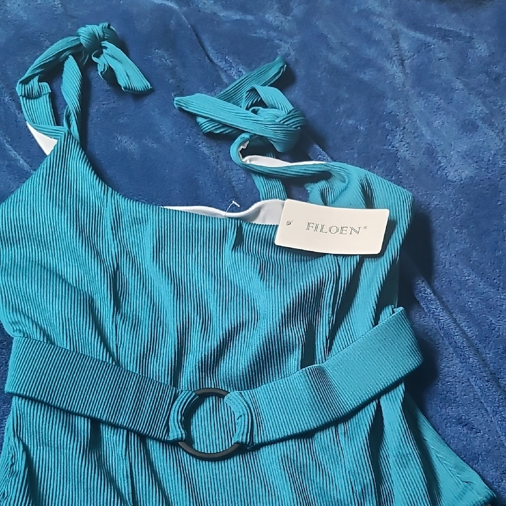 FILOEN WOMEN'S SWIMSUIT SIZE L NEW